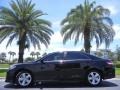 Black - Camry SE Photo No. 1