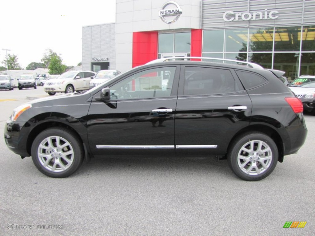 2011 Rogue SL - Wicked Black / Black photo #2