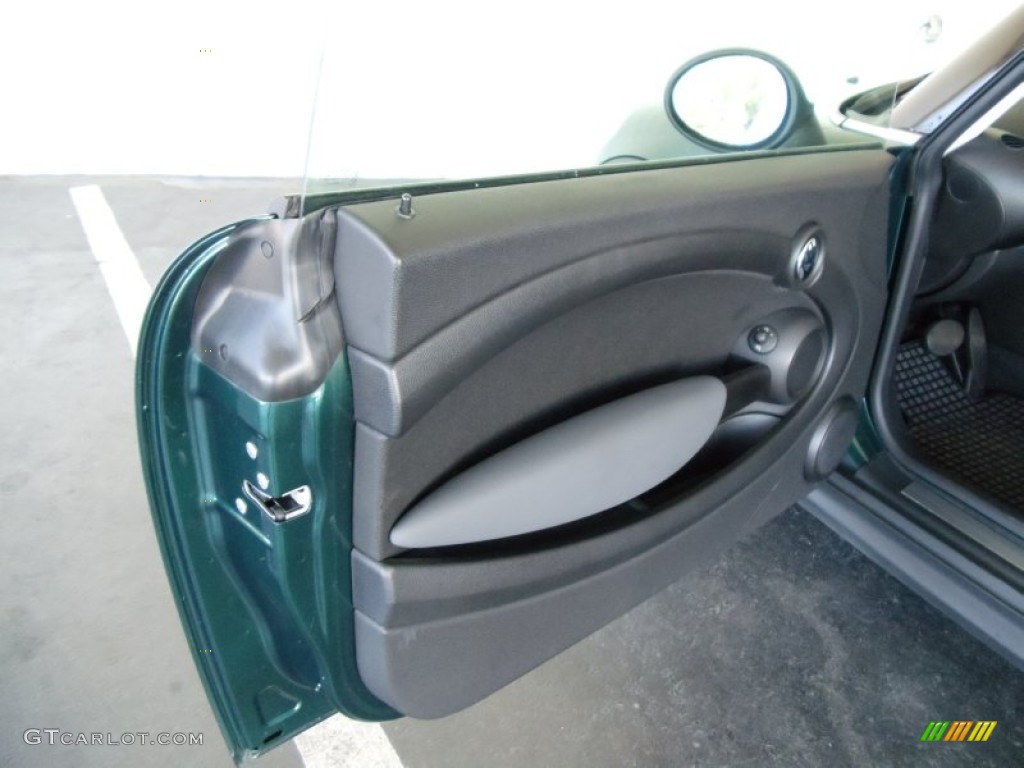2009 Cooper Hardtop - British Racing Green Metallic / Black/Grey photo #13