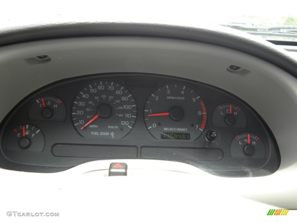 2004 Ford Mustang V6 Coupe Gauges Photo #52140037