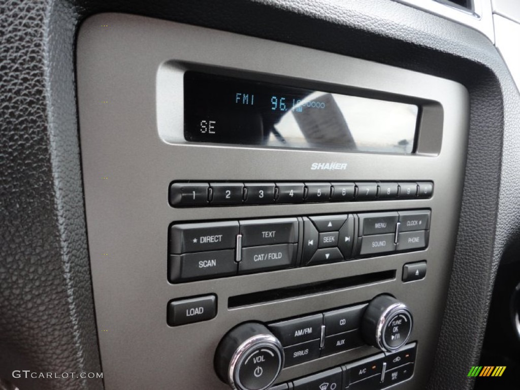 2010 Ford Mustang GT Premium Convertible Controls Photo #52140832