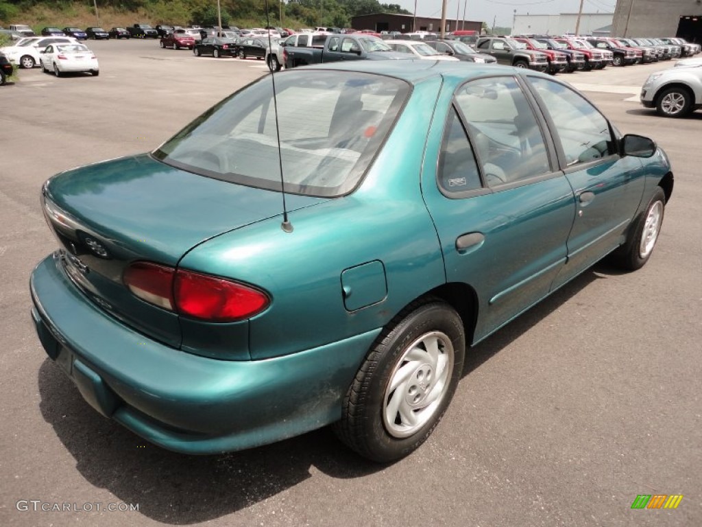 1999 Cavalier Sedan - Medium Green Metallic / Graphite photo #7