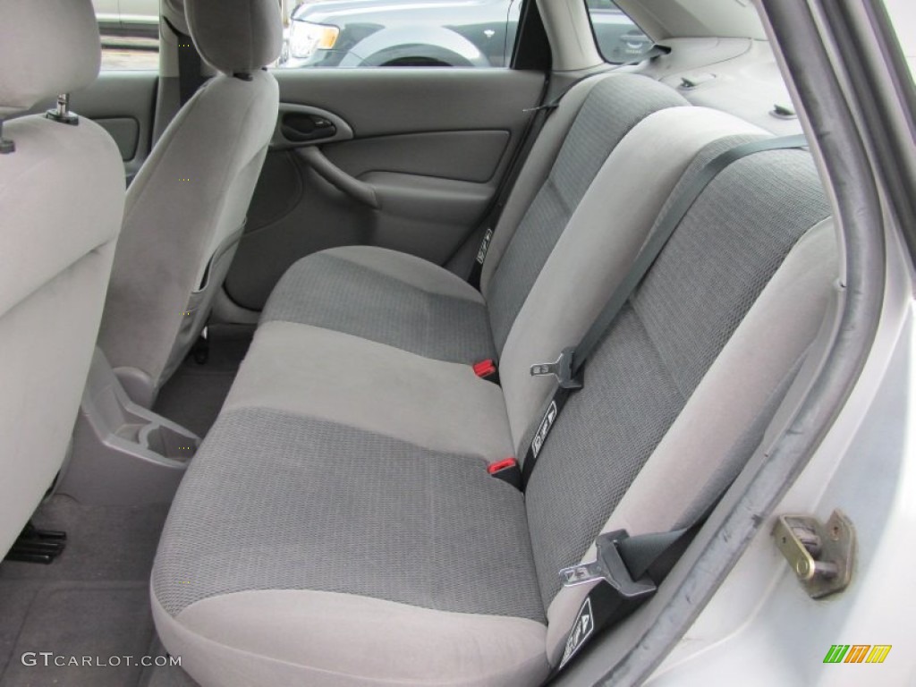 Medium Graphite Interior 2003 Ford Focus SE Sedan Photo #52142725