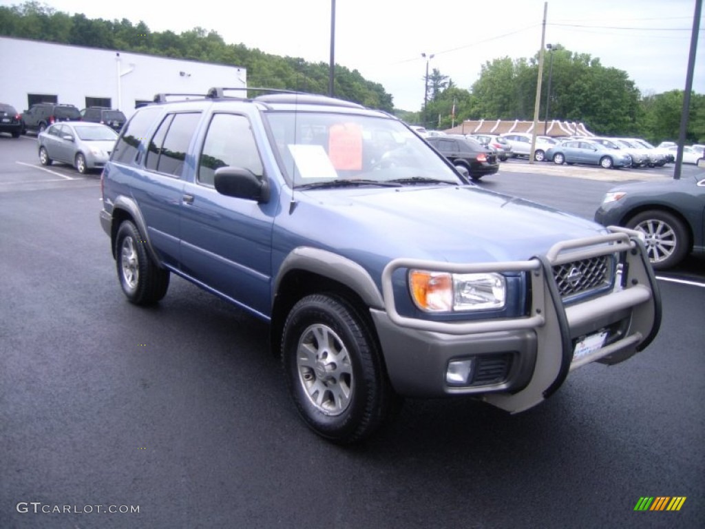 2001 Pathfinder SE 4x4 - Bayshore Blue Metallic / Charcoal photo #1