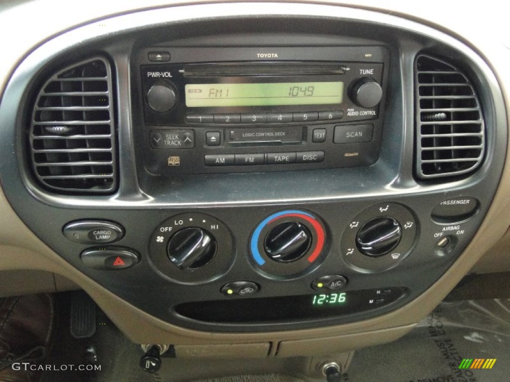2003 Toyota Tundra SR5 Access Cab Controls Photo #52148752