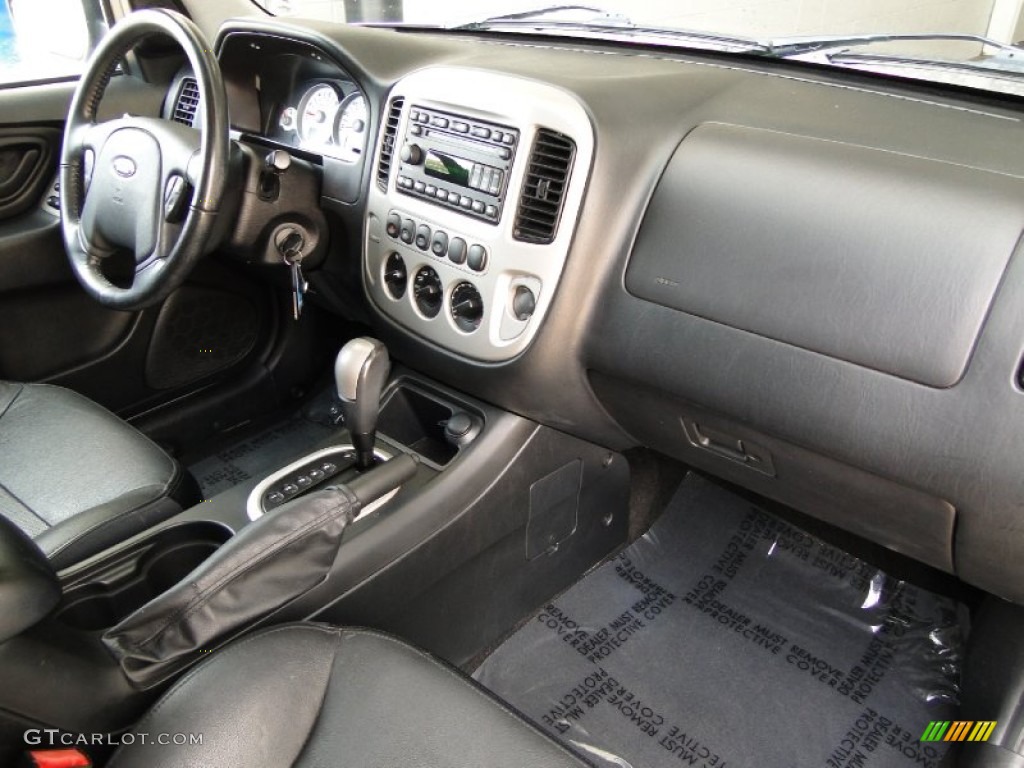 2005 Ford Escape Limited 4WD Ebony Black Dashboard Photo #52148986