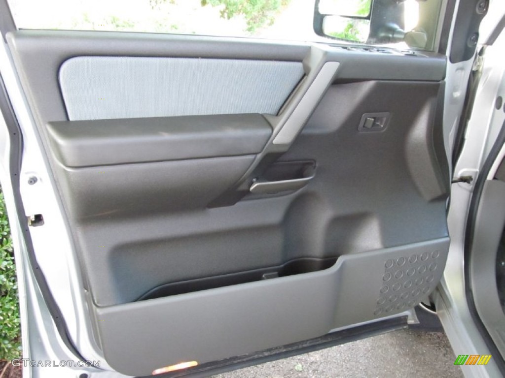 2006 Nissan Titan SE Crew Cab 4x4 Door Panel Photos