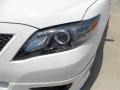 Super White - Camry SE Photo No. 9