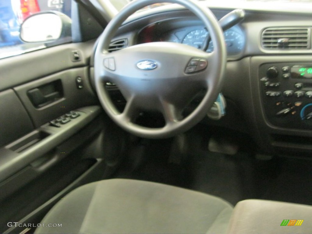 2003 Taurus SE - Patriot Blue Metallic / Medium Graphite photo #4