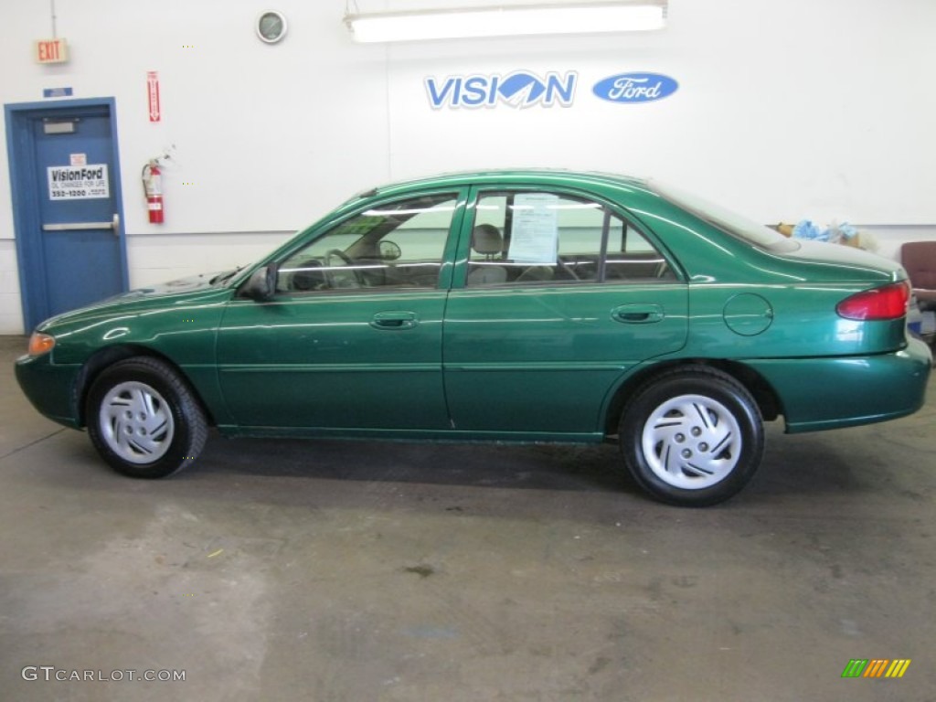 2002 Escort SE Sedan - Grabber Green Metallic / Medium Prairie Tan photo #9