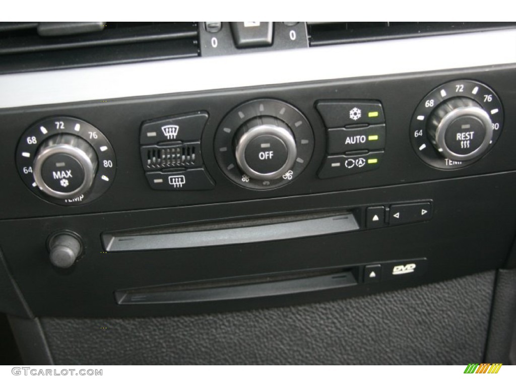 2007 BMW M5 Sedan Controls Photo #52156434
