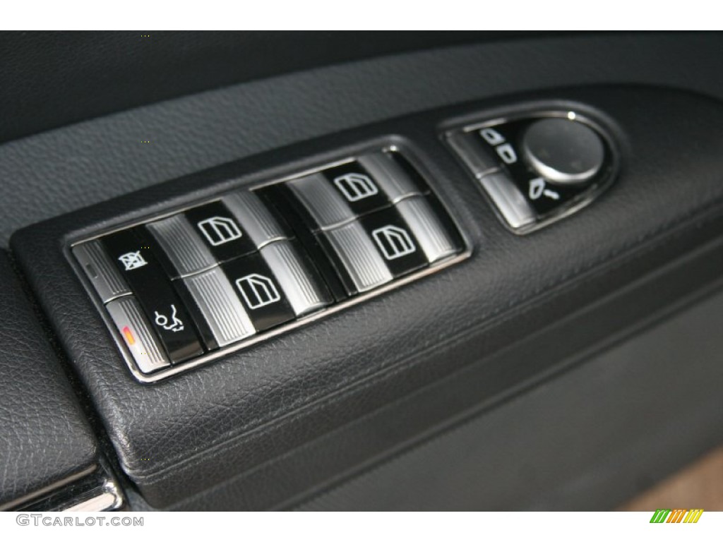2008 Mercedes-Benz S 550 Sedan Controls Photo #52157091