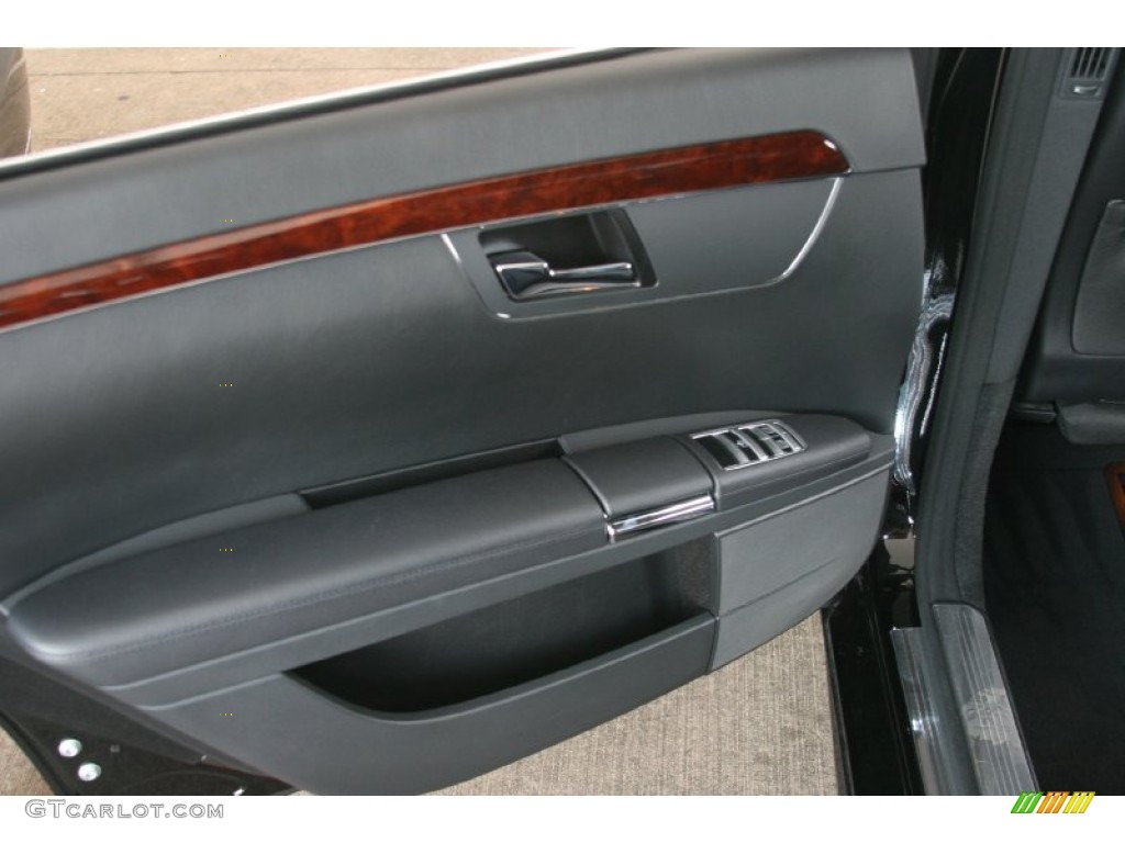 2008 Mercedes-Benz S 550 Sedan Black Door Panel Photo #52157244