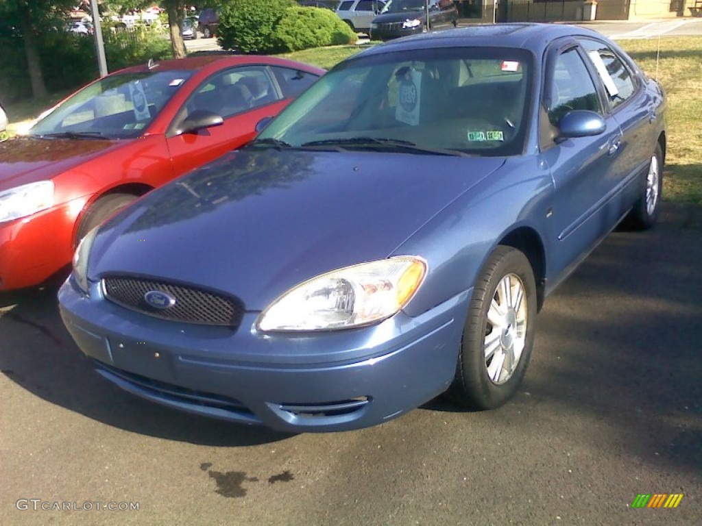 2004 Taurus SEL Sedan - True Blue Metallic / Medium Graphite photo #1