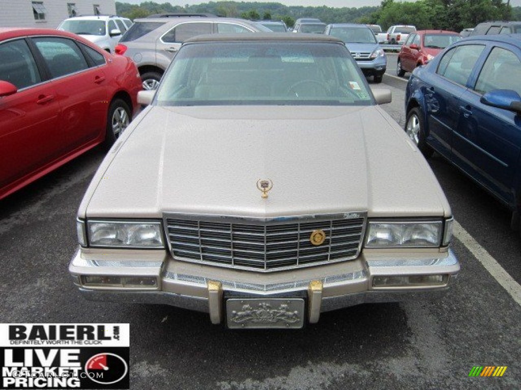 1992 DeVille Coupe - Light Antelope Metallic / Beige photo #2