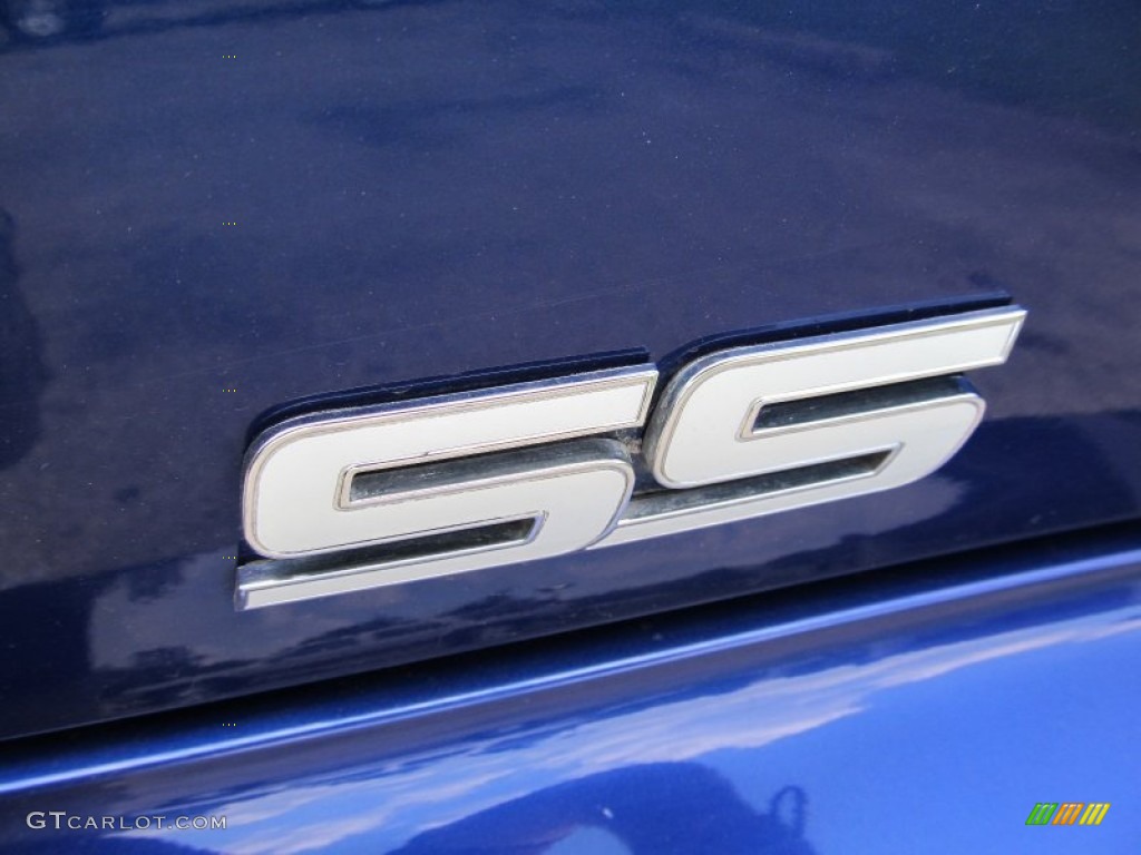 2006 Chevrolet Monte Carlo SS Marks and Logos Photos