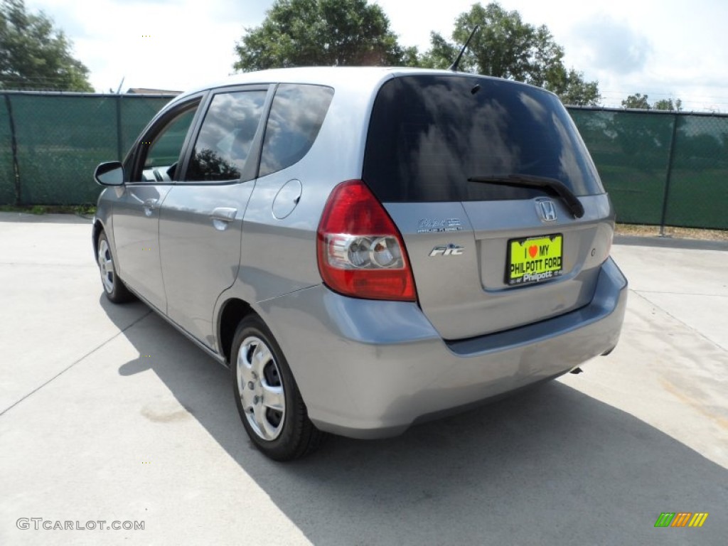 2008 Fit Hatchback - Storm Silver Metallic / Black/Grey photo #5