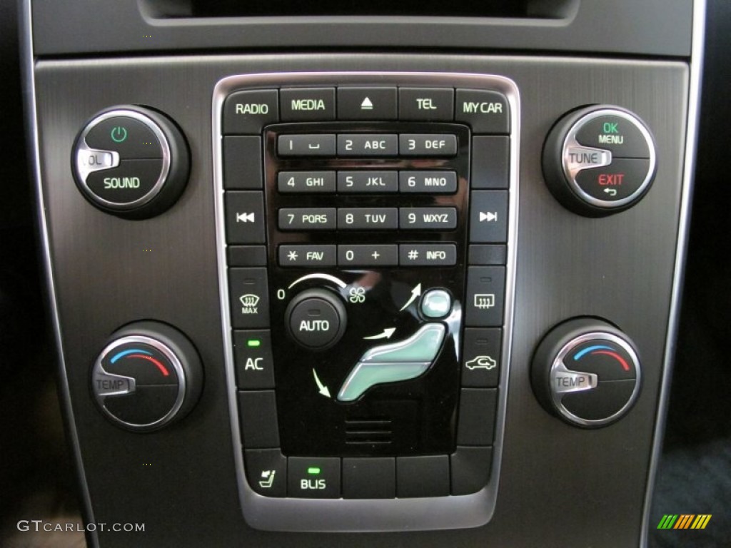 2012 Volvo S60 T6 AWD Controls Photo #52160938