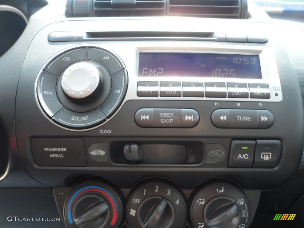 2008 Fit Hatchback - Storm Silver Metallic / Black/Grey photo #51