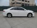 Super White - Camry SE Photo No. 2