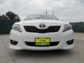Super White - Camry SE Photo No. 9
