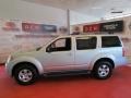 Silver Lightning - Pathfinder S 4x4 Photo No. 4
