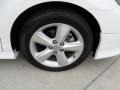 Super White - Camry SE Photo No. 16