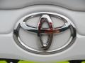 Super White - Camry SE Photo No. 22