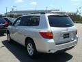 Classic Silver Metallic - Highlander 4WD Photo No. 4