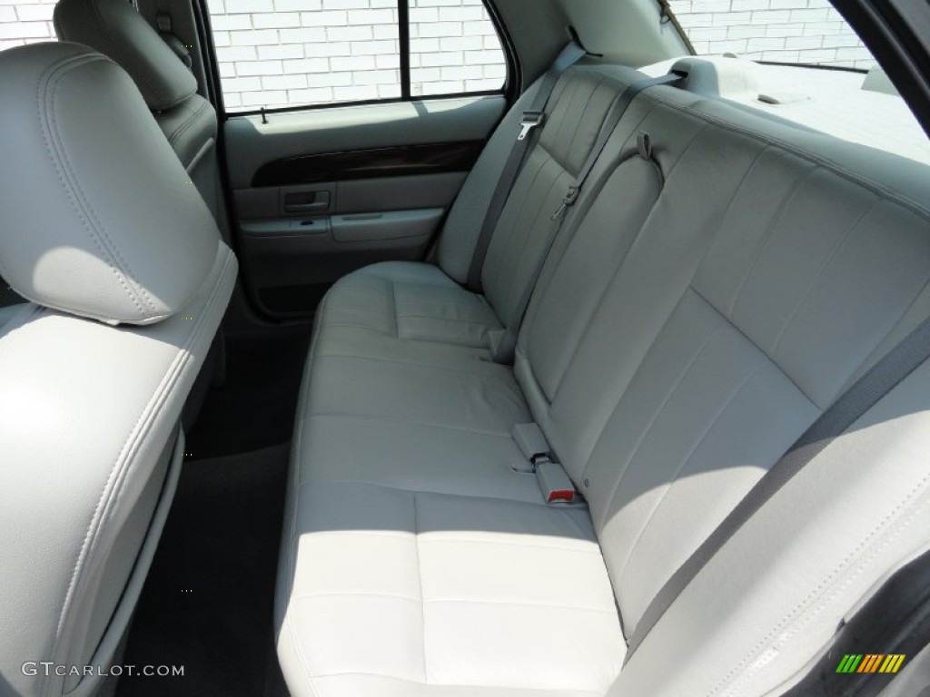 2004 Grand Marquis LS - Silver Birch Metallic / Light Flint photo #8