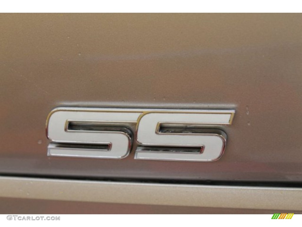 2006 Chevrolet Malibu Maxx SS Wagon Marks and Logos Photo #52162987