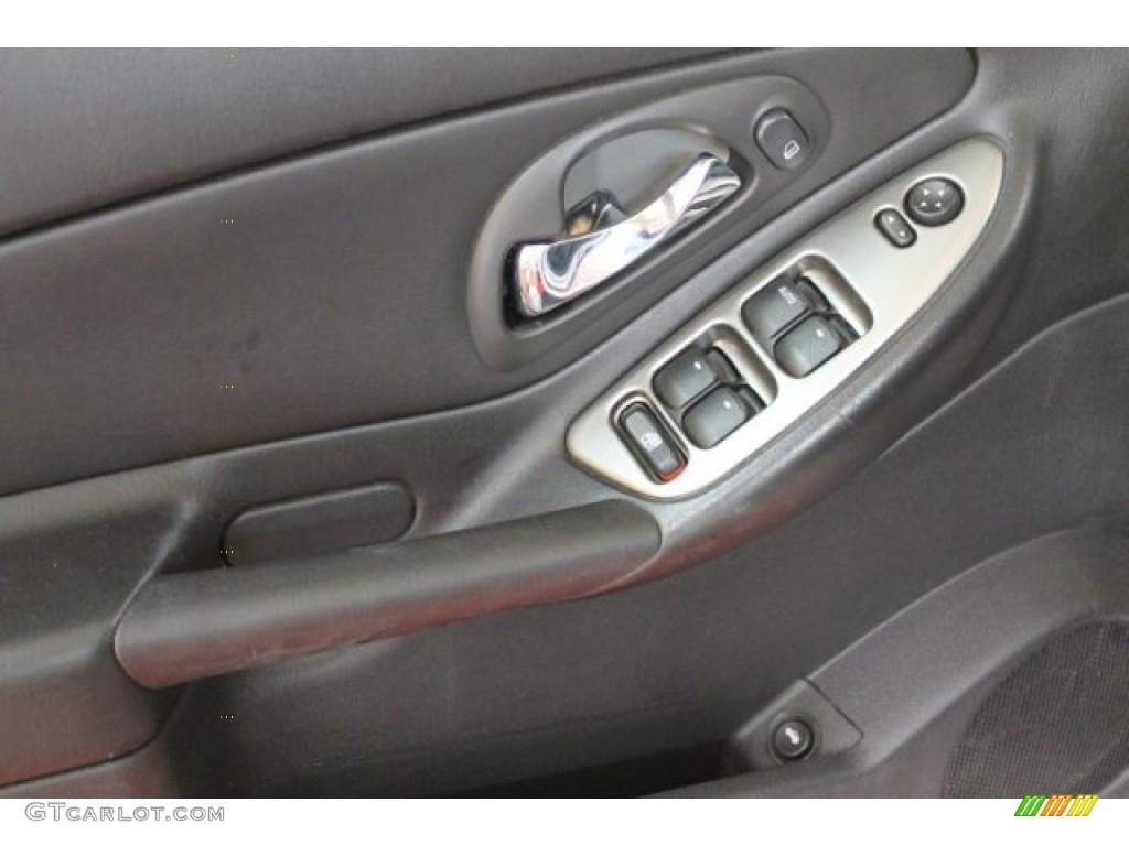 2006 Malibu Maxx SS Wagon - Silverstone Metallic / Ebony Black photo #12