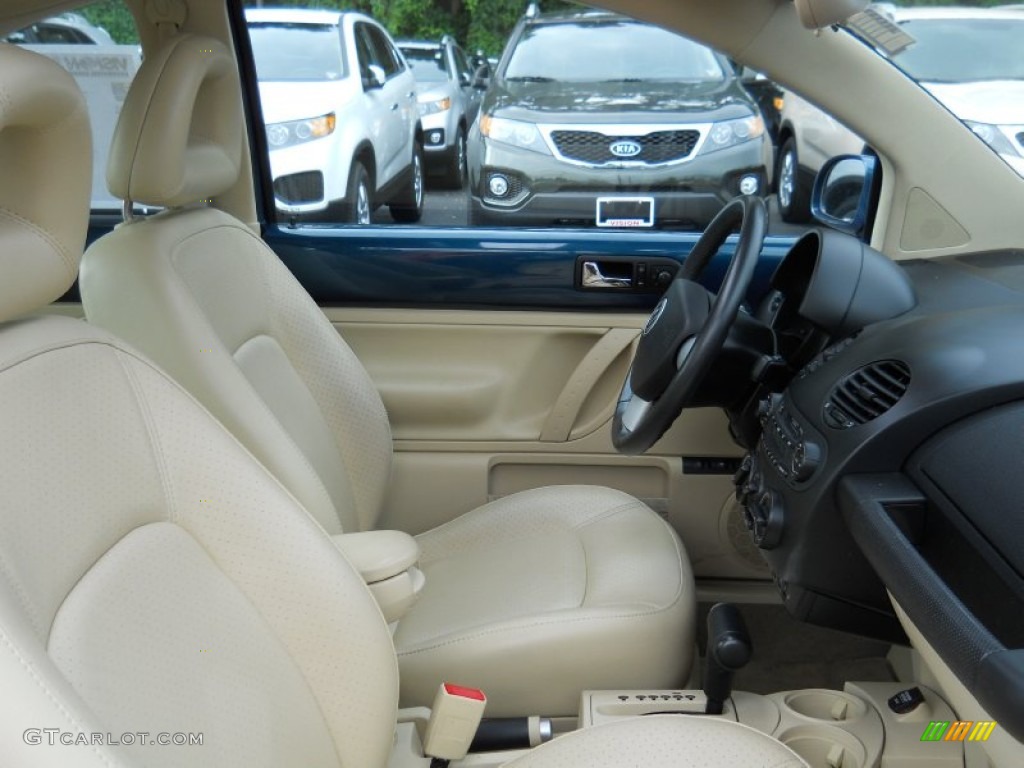 Cream Beige Interior 2002 Volkswagen New Beetle GLS Coupe Photo #52163560