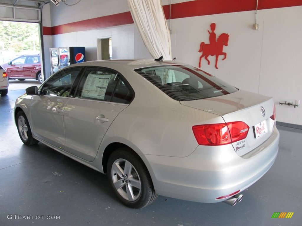 2011 Jetta TDI Sedan - White Gold Metallic / Titan Black photo #2