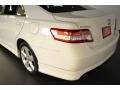Super White - Camry SE Photo No. 4