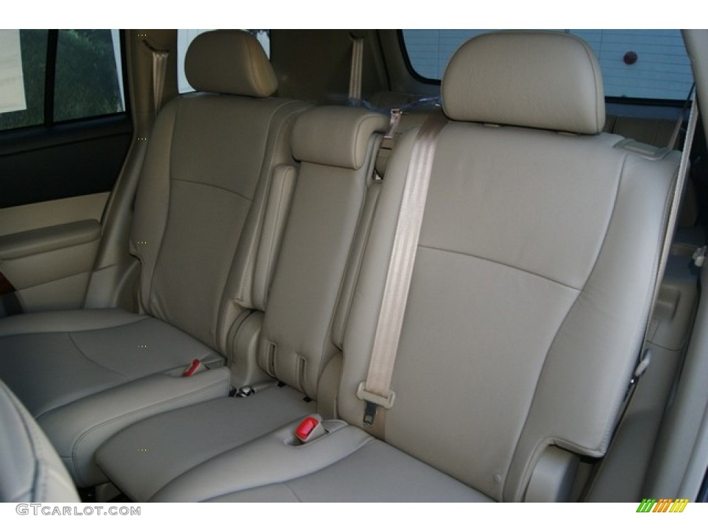 Sand Beige Interior 2011 Toyota Highlander Limited 4WD Photo #52167364