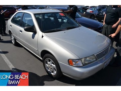 1997 Nissan Sentra GLE Data, Info and Specs