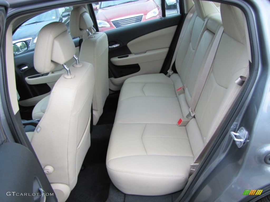 Black/Light Frost Beige Interior 2011 Chrysler 200 Limited Photo #52168141
