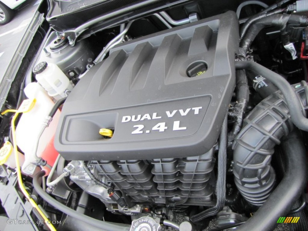 2011 Chrysler 200 Limited 2.4 Liter DOHC 16-Valve Dual VVT 4 Cylinder Engine Photo #52168210