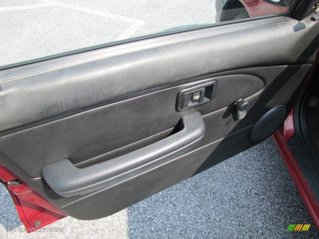 1994 Tercel DX Sedan - Super Red / Black photo #10