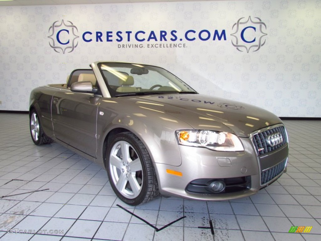 2009 Alpaka Beige Metallic Audi A4 2.0T Cabriolet 52150308