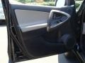 Black - RAV4 4WD Photo No. 10
