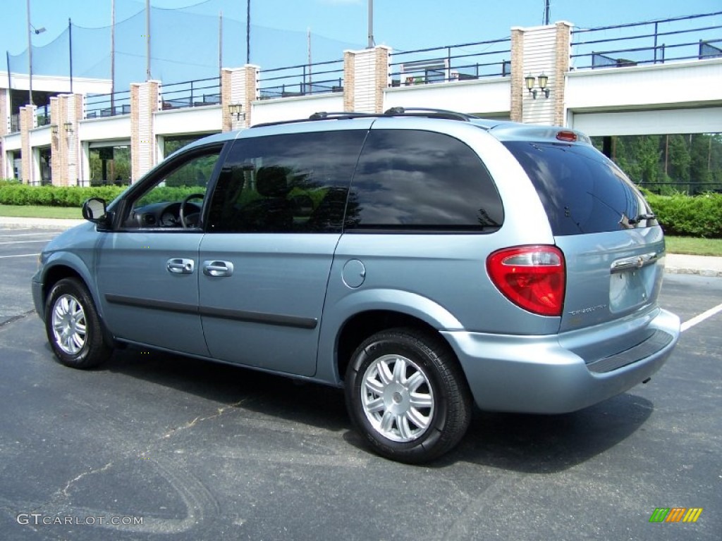 Butane Blue Pearl 2006 Chrysler Town & Country Standard Town & Country Model Exterior Photo #52172179