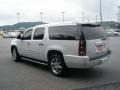 2009 Summit White GMC Yukon XL Denali AWD  photo #12