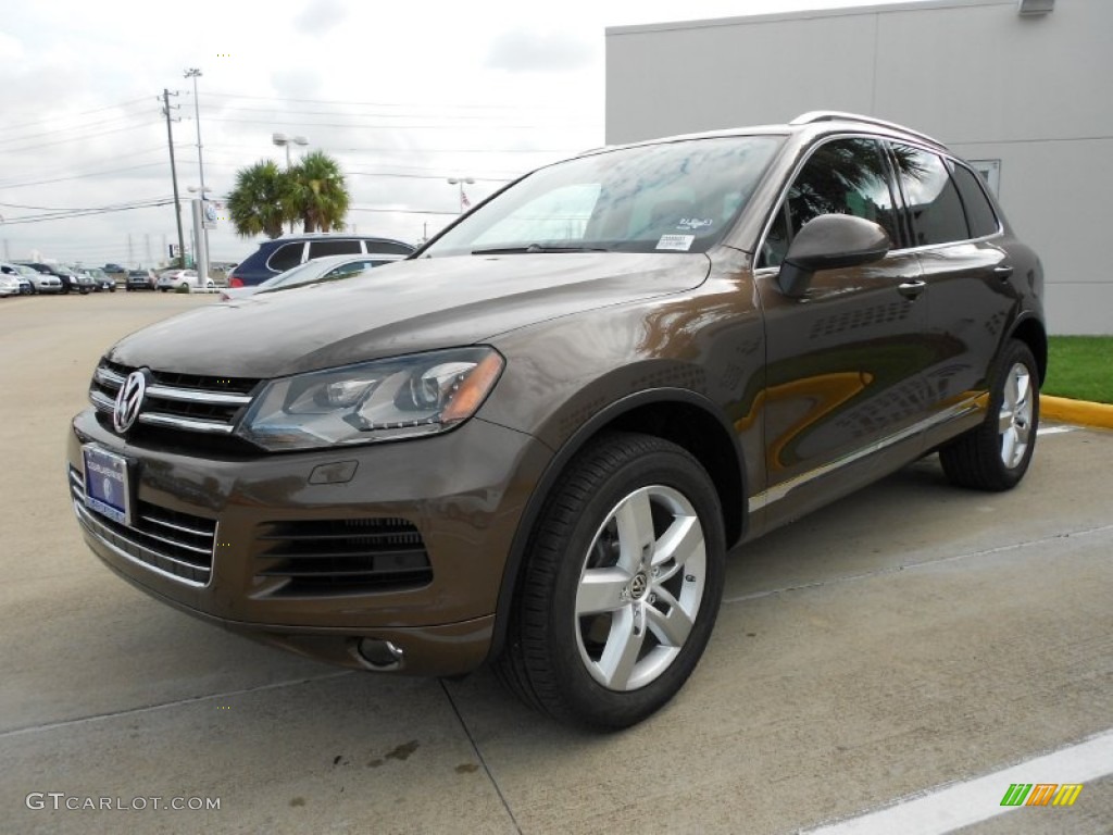 Toffee Brown Metallic 2012 Volkswagen Touareg TDI Lux 4XMotion Exterior Photo #52175146