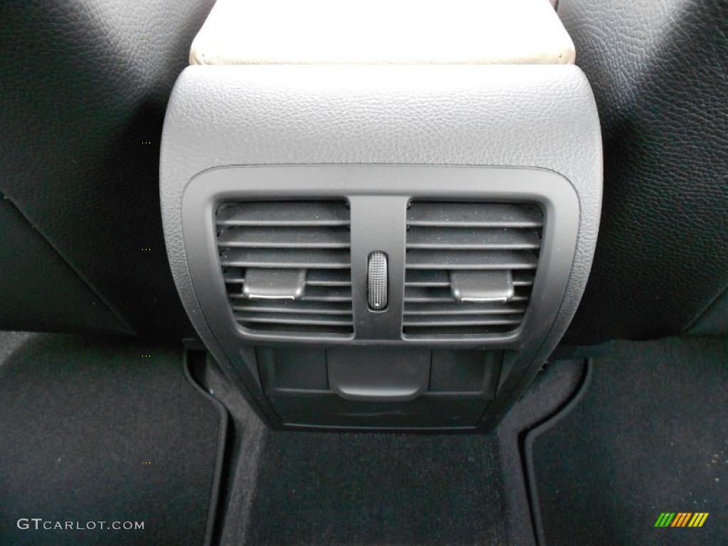 2012 CC Sport - Deep Black Metallic / Black/Cornsilk Beige photo #20