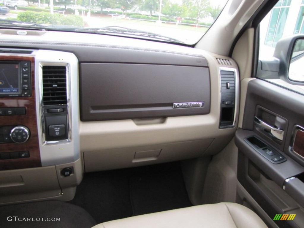 2009 Ram 1500 Laramie Crew Cab - Stone White / Light Pebble Beige/Bark Brown photo #22