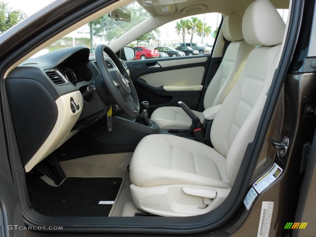 Cornsilk Beige Interior 2012 Volkswagen Jetta SE Sedan Photo #52177090