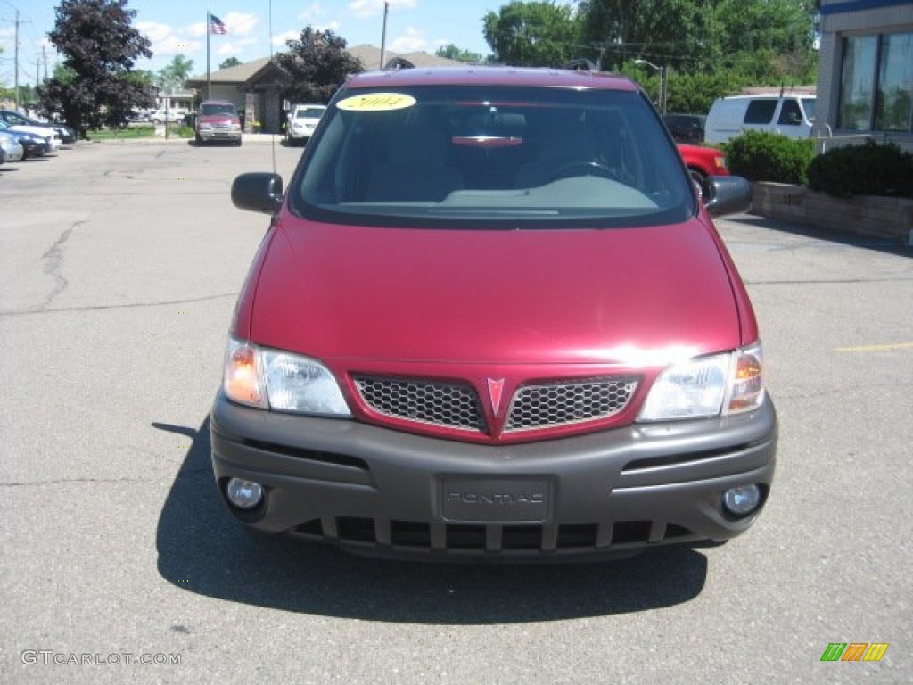 2004 Montana  - Sport Red Metallic / Gray photo #11