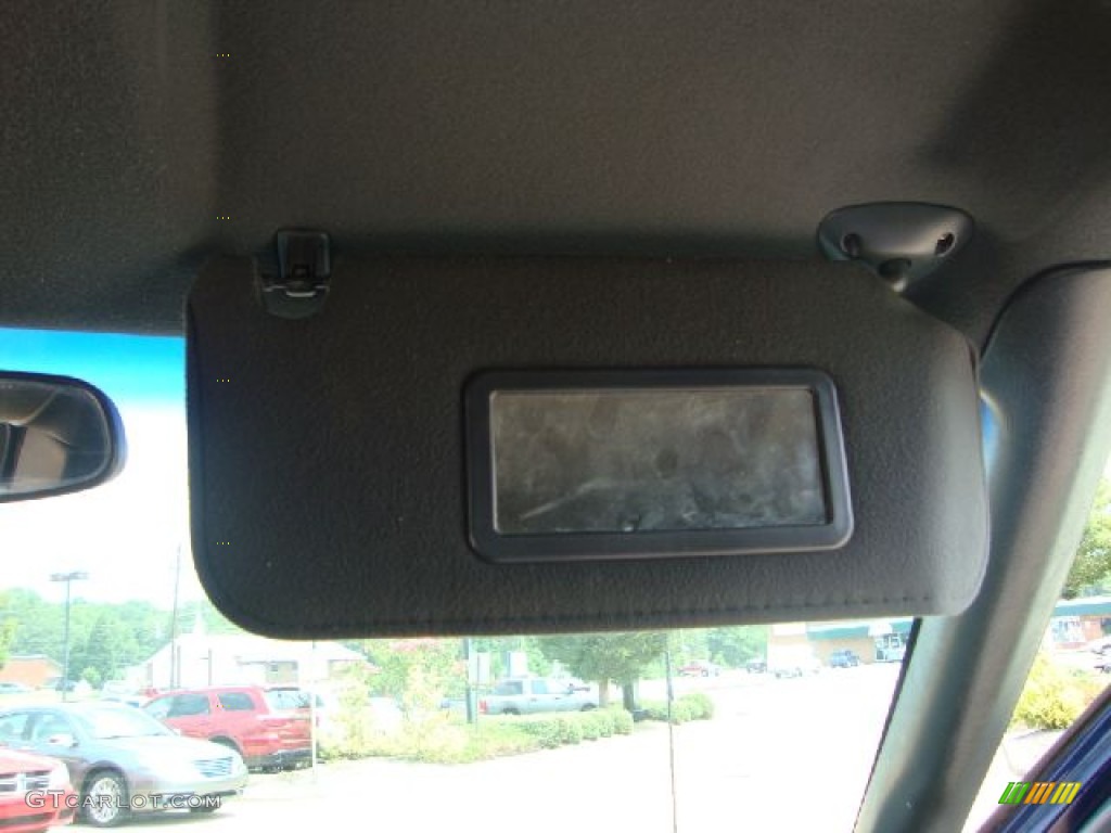 2003 S10 LS Extended Cab - Indigo Blue Metallic / Graphite photo #16